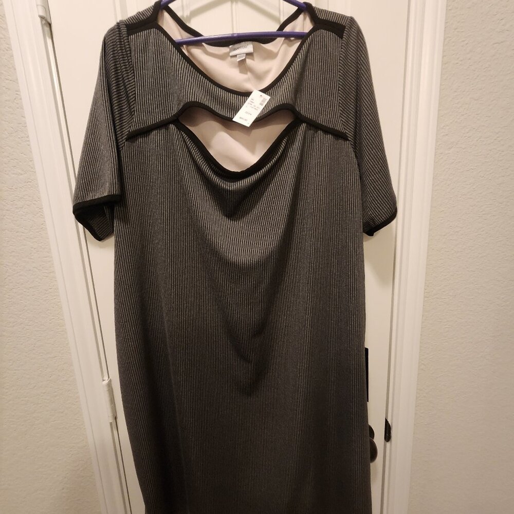 Avenue Black & Gray Pinstripe Dress with Cutout 22/24 NWT